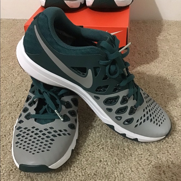 eagles nike shoes